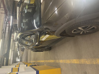 Military Green Renault Duster 85 PS Sandstorm Edition