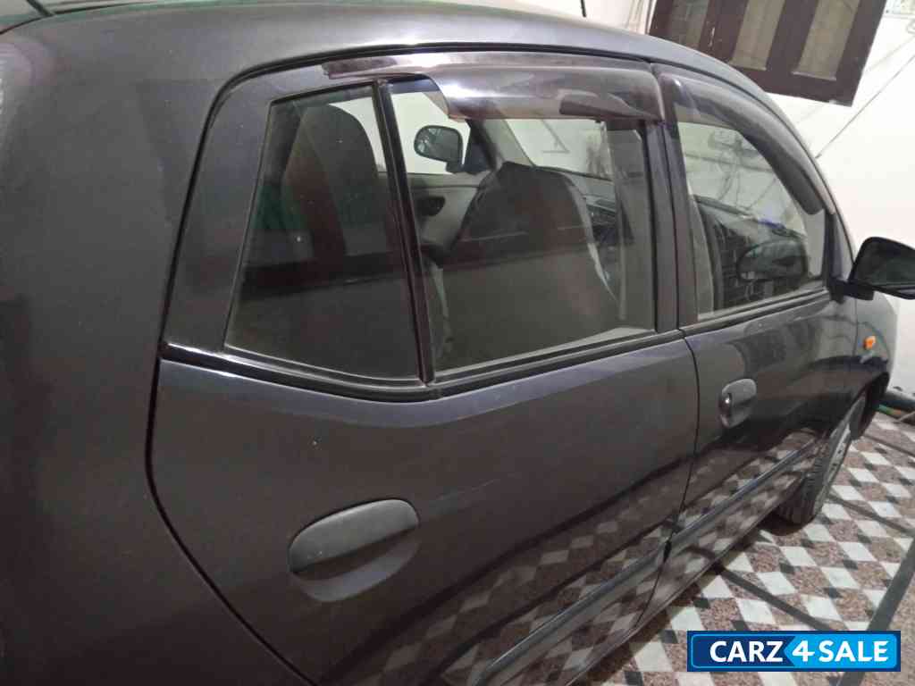 Carbon Grey Hyundai i10 era