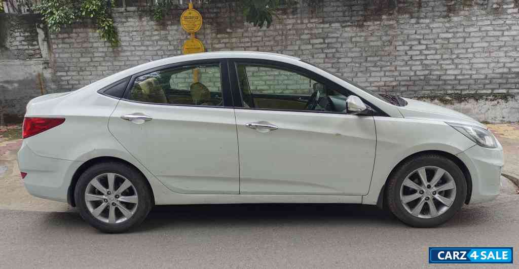 Hyundai Verna VTVT SX O AT 1.6