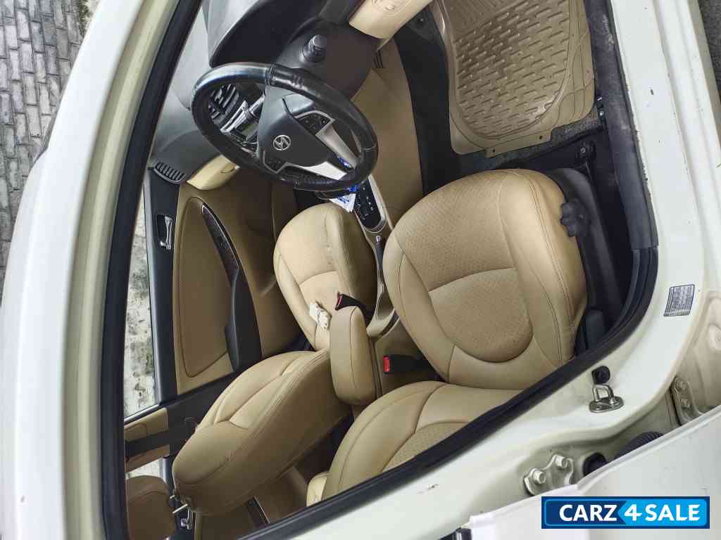 Hyundai Verna VTVT SX O AT 1.6