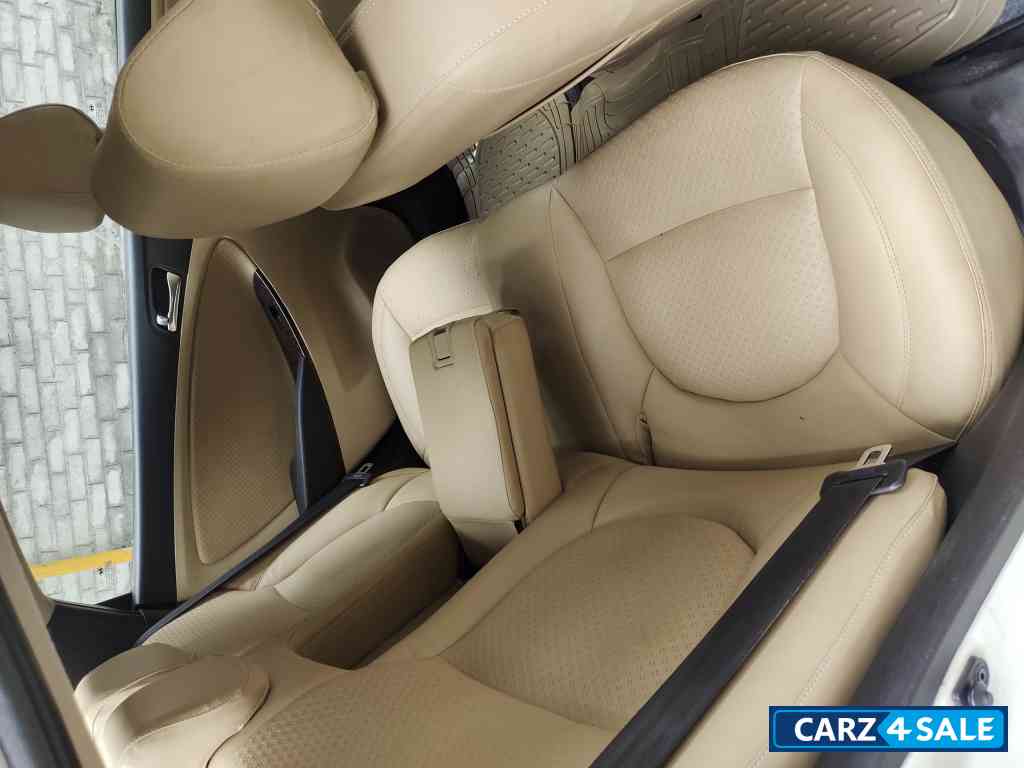 Hyundai Verna VTVT SX O AT 1.6