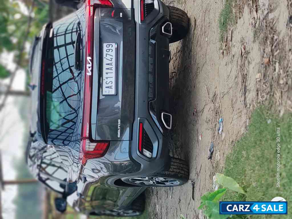 Matt Graphite Kia Seltos X-Line 1.5 Turbo petrol dtc Matt Graphite Kia Seltos X-Line 1.5 Turbo petrol dtc