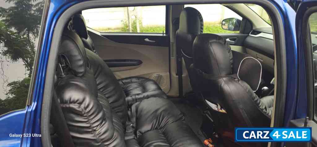 Renault Triber RXZ Automatic