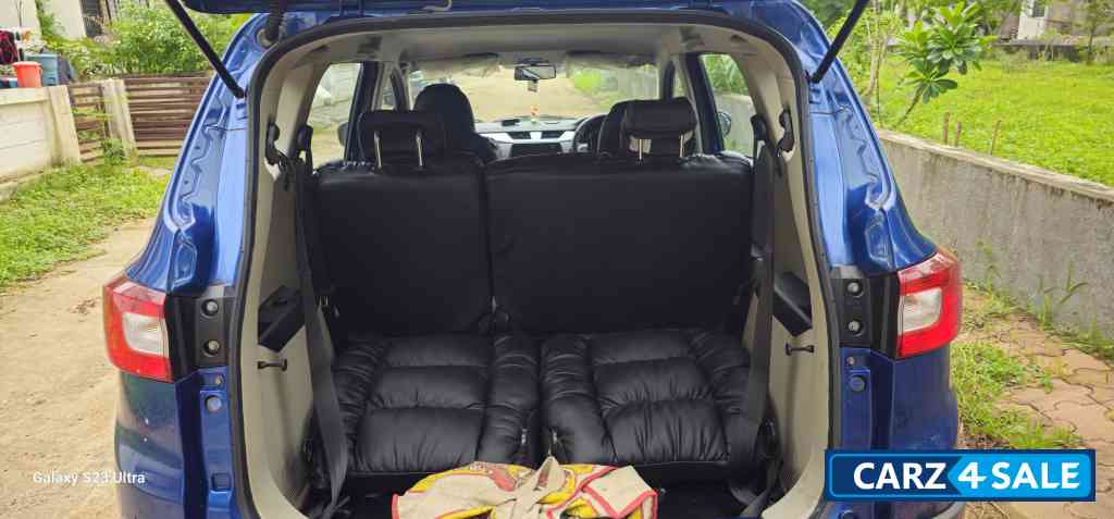 Renault Triber RXZ Automatic