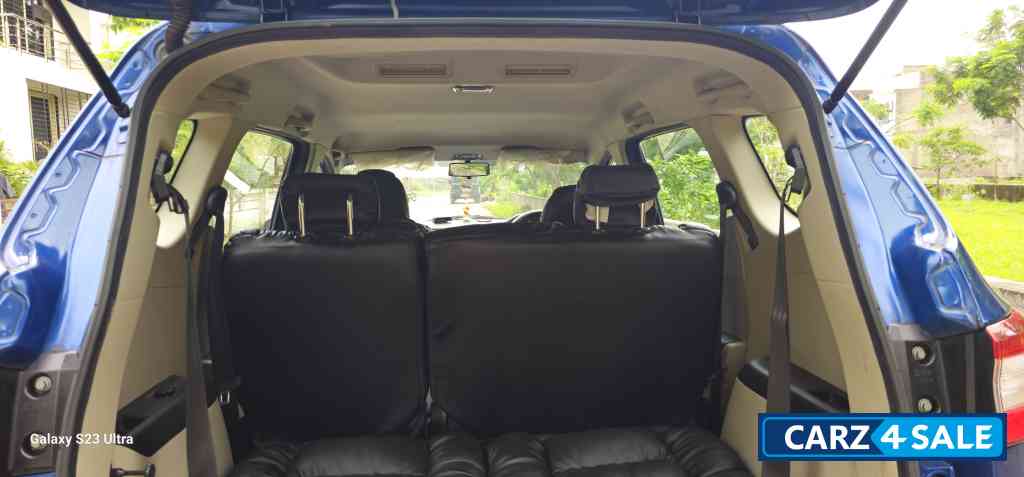 Renault Triber RXZ Automatic