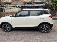 Mahindra XUV300 W8(O) 1.2 Petrol
