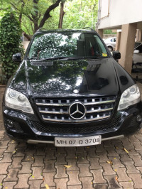 Black Mercedes-Benz ML-Class ML 350 CDI