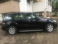 Black Mercedes-Benz ML-Class ML 350 CDI