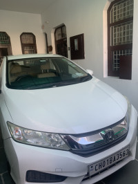 White Honda City SV