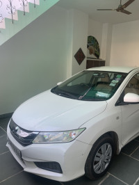 White Honda City SV