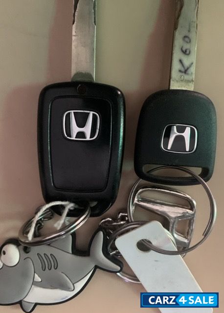 White Honda City SV White Honda City SV