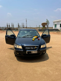 Hyundai Sonata Emberra