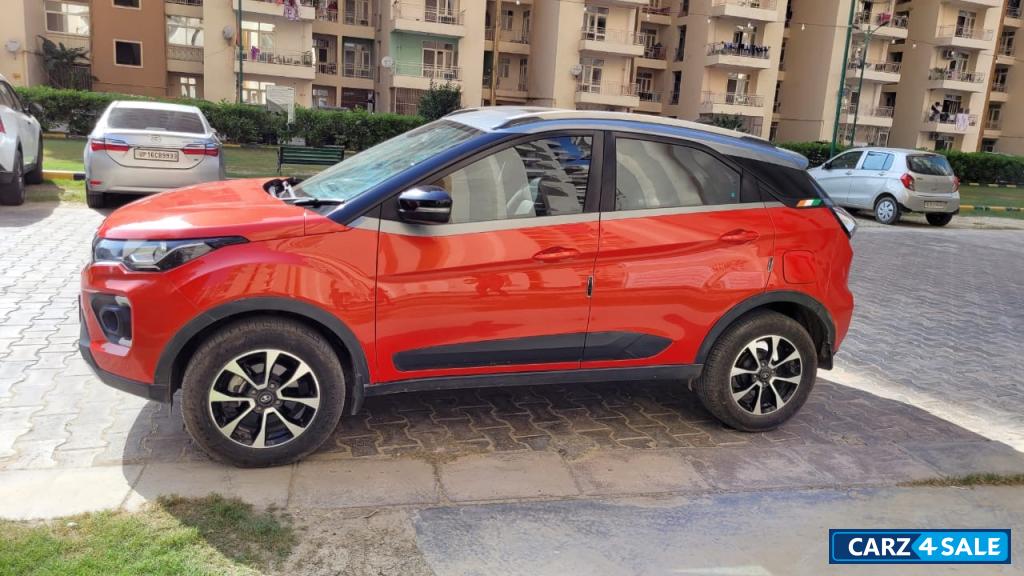 Tata Nexon Xz plus (o) dual tone +ira