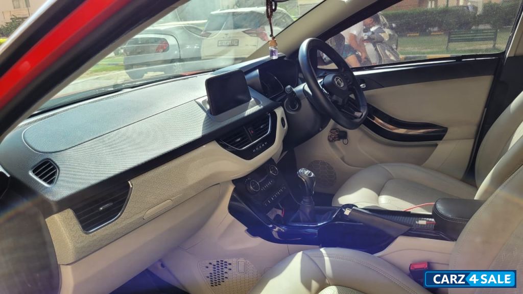 Tata Nexon Xz plus (o) dual tone +ira