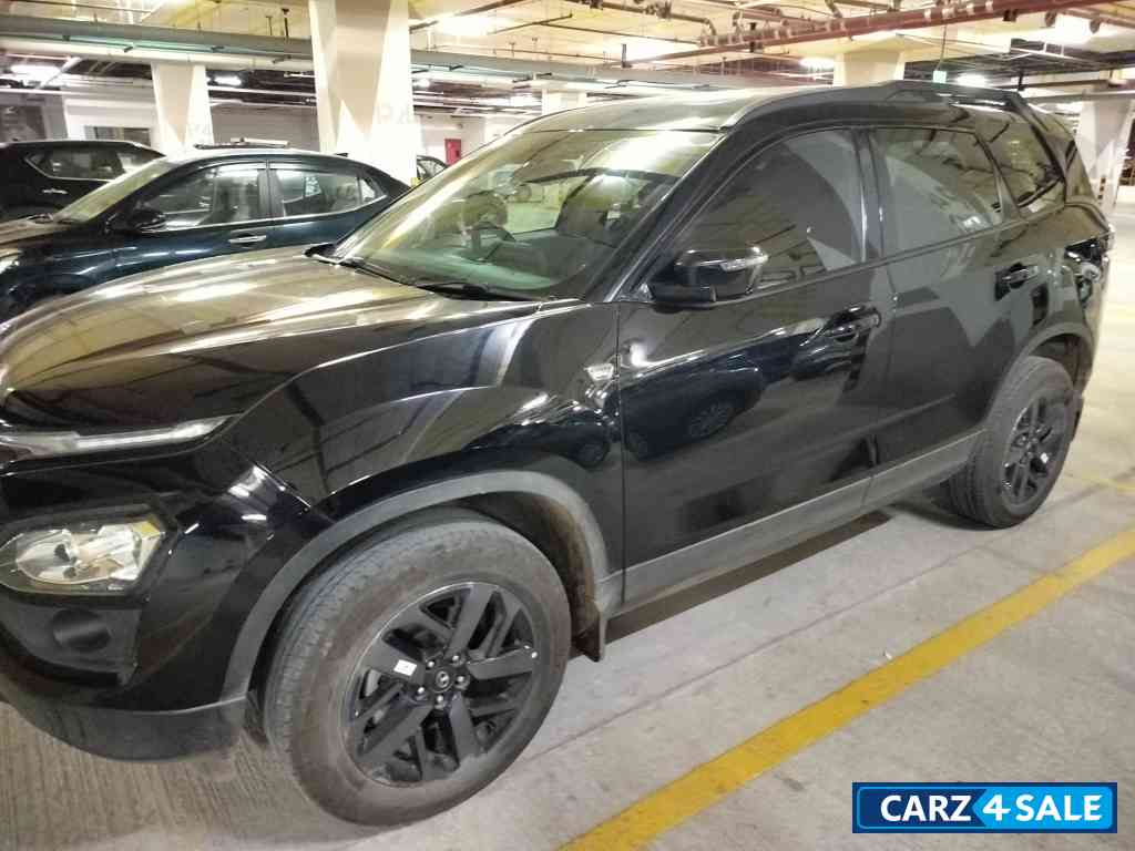 Tata Safari XZA+ DARK EDITION Tata Safari XZA+ DARK EDITION