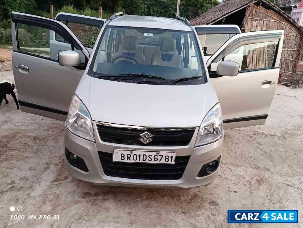 Silky Silver Maruti Suzuki Wagon R VXI