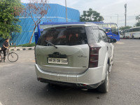 Mahindra XUV 500 W8
