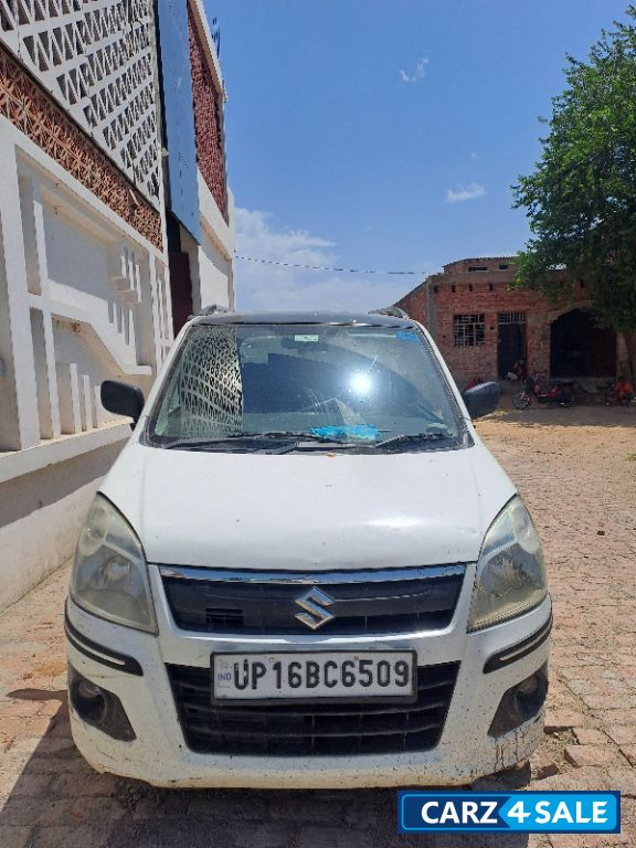Superior White Maruti Suzuki Wagon R LXi Cng