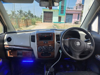 Superior White Maruti Suzuki Wagon R LXi Cng