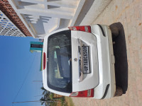 Superior White Maruti Suzuki Wagon R LXi Cng