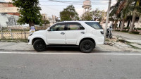 Toyota Fortuner 2016 4*2 MT 2.i 2016 Model