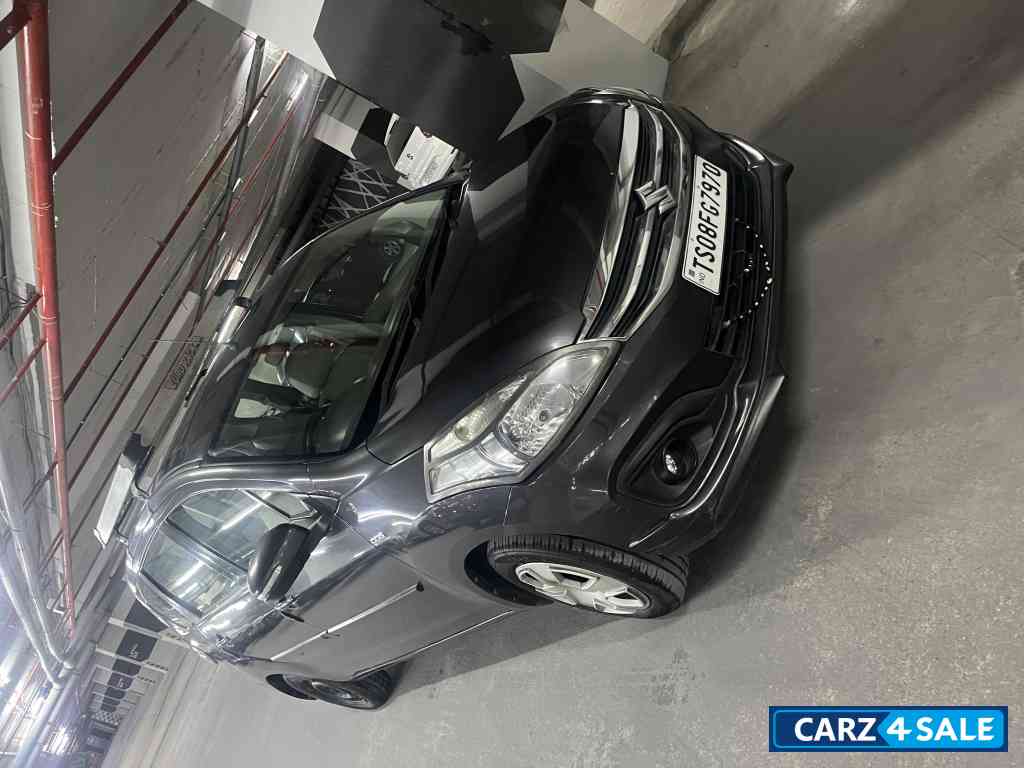 Maruti Suzuki Ertiga Shvs vdi