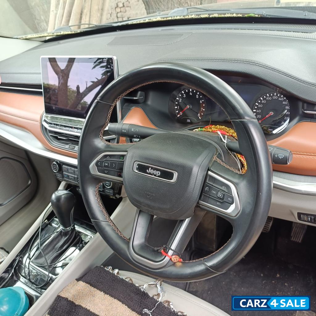 Jeep Compass LIMITED PETROL AUTO