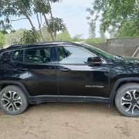 Jeep Compass LIMITED PETROL AUTO