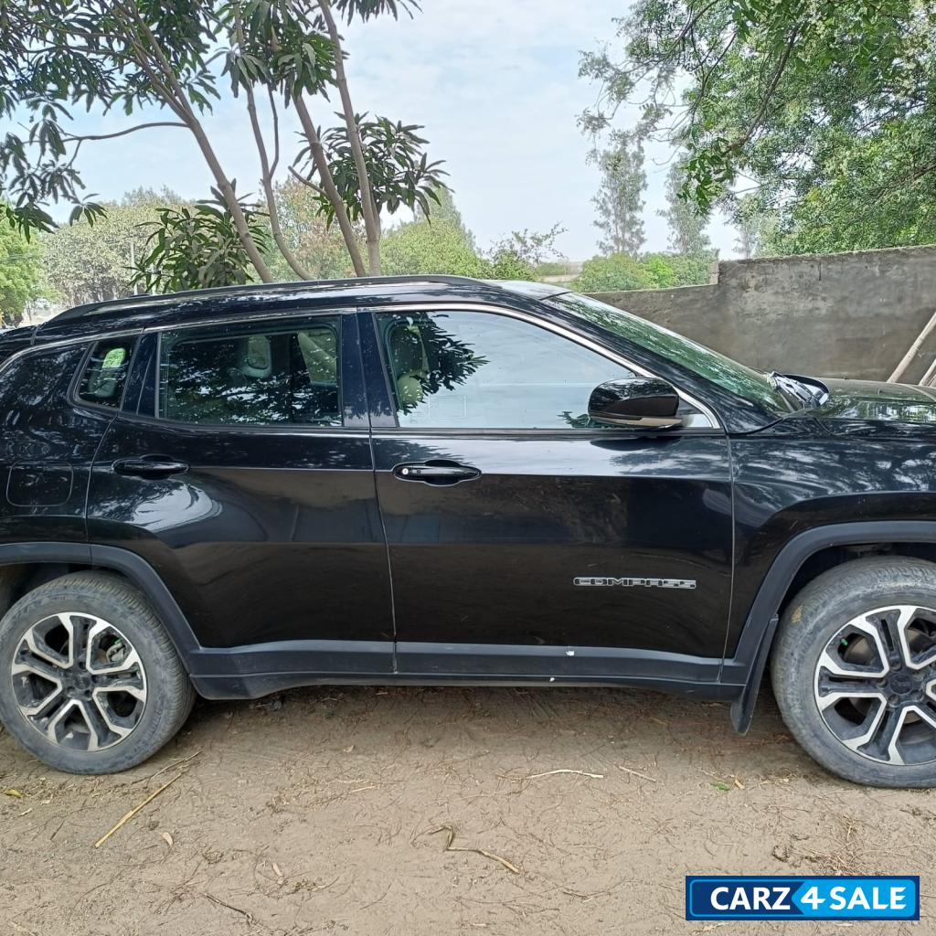 Jeep Compass LIMITED PETROL AUTO