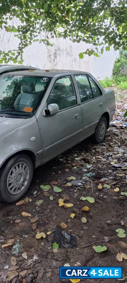 Maruti Suzuki Esteem Vxi