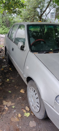 Maruti Suzuki Esteem Vxi