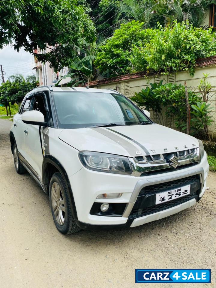 Maruti Suzuki Vitara Brezza ZDi Maruti Suzuki Vitara Brezza ZDi
