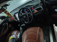 Black MG Hector Plus Sharp