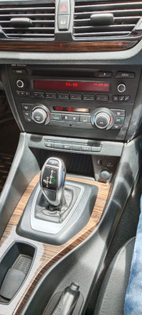 Mineral White BMW X1 CE LCI