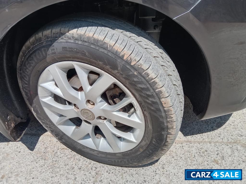 Nissan Sunny XV diesel TOP model