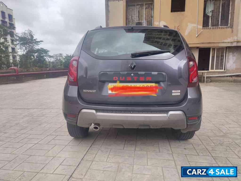 Slate Grey Renault Duster RXZ CVT