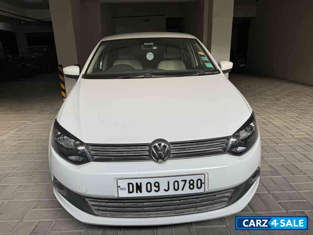 Volkswagen Vento 1.6 CR MR HIGHLINE