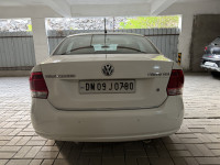 Volkswagen Vento 1.6 CR MR HIGHLINE