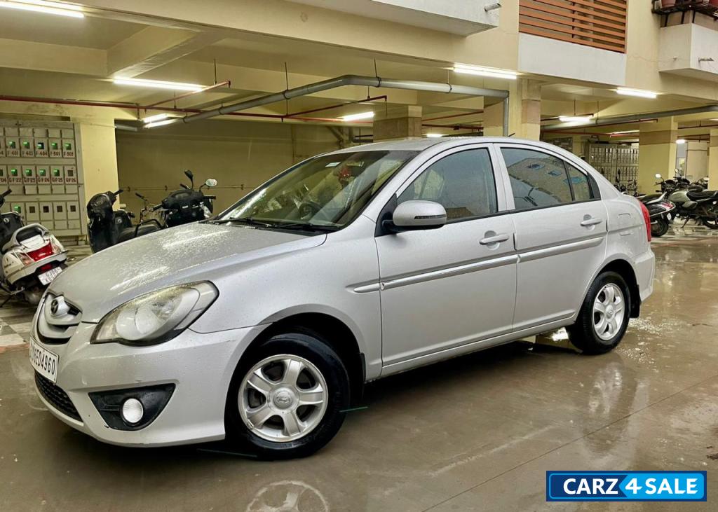 Hyundai Verna