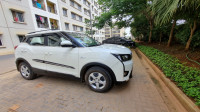 Pearl White Mahindra XUV300 W6