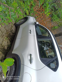 Clear White Kia Sonet 1.5 diesel htk plus mt