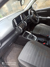 Clear White Kia Sonet 1.5 diesel htk plus mt