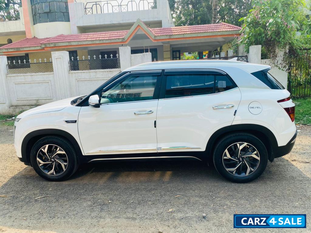 Hyundai Creta CRETA  1.5 CRDI AT(O)*