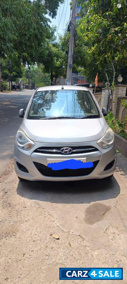 Hyundai i10 Sports automatic