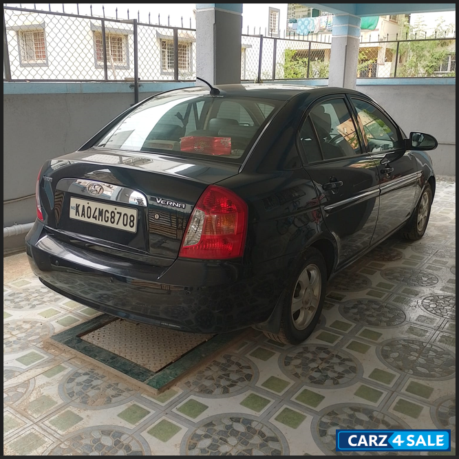Hyundai Verna Petrol