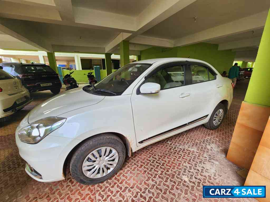 Maruti Suzuki Dzire Vxi