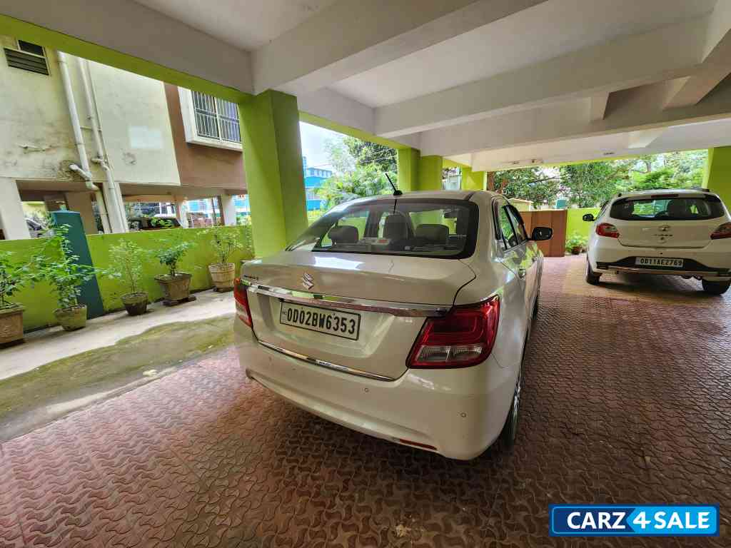 Maruti Suzuki Dzire Vxi