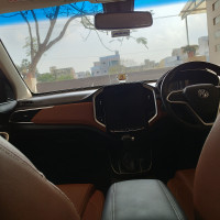 MG Hector Plus 1.5 CVT Sharp BS VI