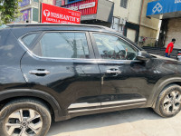 Black Kia Sonet Htx