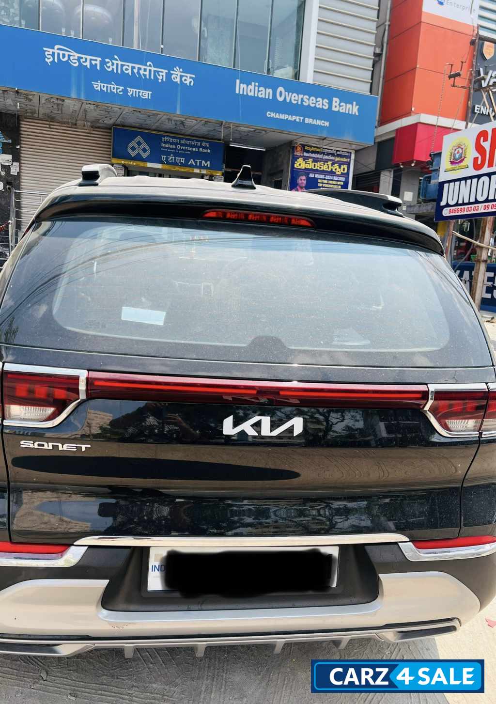 Black Kia Sonet Htx